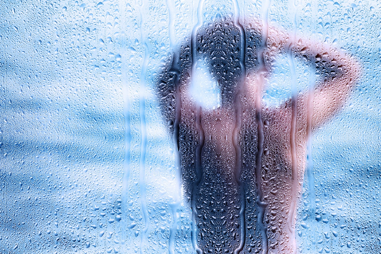 【衝撃】30人に1人がシャワー中にうんちをしたことがあると回答